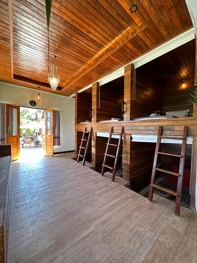Penida Hills Hostel Batununggul 外观 照片