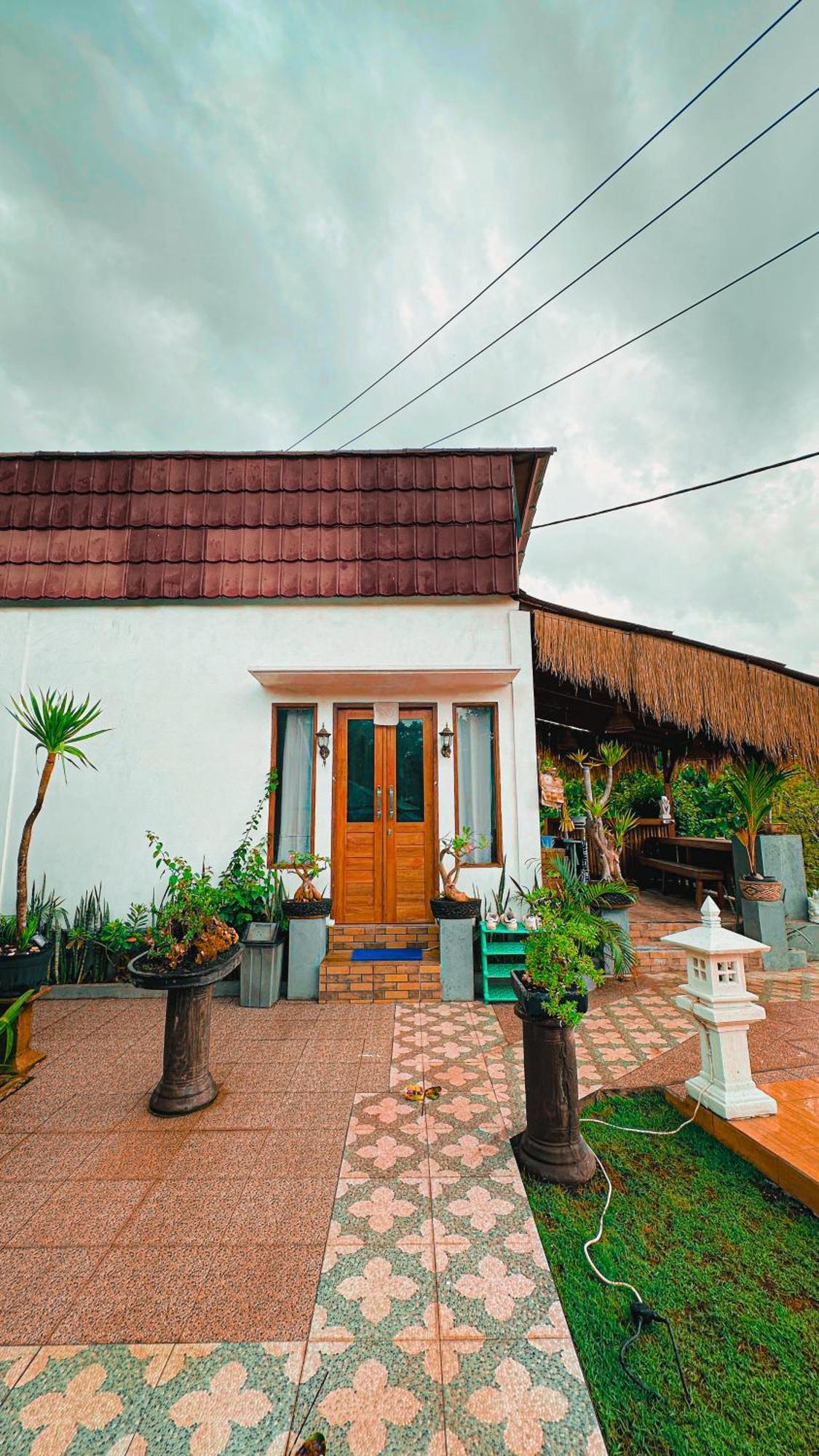 Penida Hills Hostel Batununggul 外观 照片